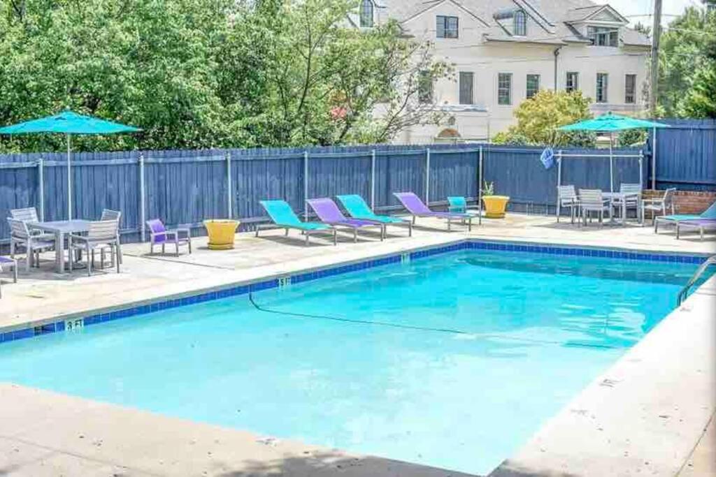Bmw Suite King Bd,Wd, Fast Wifi Free Parking, Pool, Hospitals Atlanta Bagian luar foto